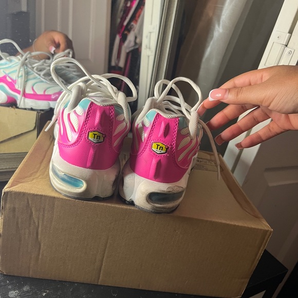 NIKE AIR MAX PLUS - Picture 5 of 6